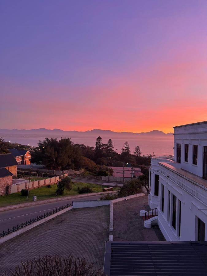 The Queen Mossel Bay Esterno foto